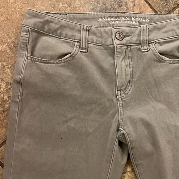 American Eagle Light Grey Jeggings AEO Sateen X4 Super Stretch - Picture 7 of 14